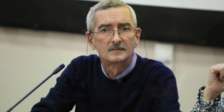 რა განცხადებას აკეთებს პაატარ იმნაძე რძის პროდუქტებში გამოვლენილ აფლატოქსინებთან დაკავშირებით?