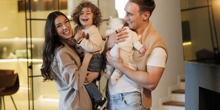 ,,მამიკოს გოგო“ – ირაკლი მაქაცარია გამომწერებს შვილთან ერთად გადაღებულ ფოტოს უზიარებს