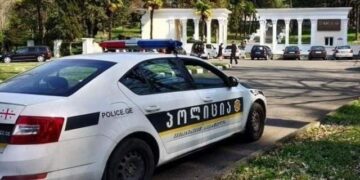 „მამა შვილს გადაეფარა…” – ოჯახის სამი წევრის მდგომარეობა მძიმეა, რა მოხდა წყალტუბოში?