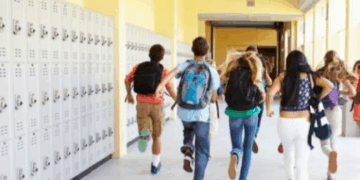 კიდევ რამდენი დასვენების დღეა დარჩენილი სასწავლო წლის ბოლომდე სკოლებსა და ბაღებში?