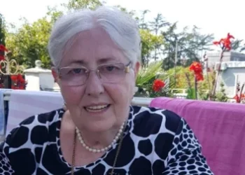 „ვხედავ, როგორ მიაქანებენ საკაცით საავადმყოფოში…” – რა წინასწარმეტყველებას ავრცელებს ლელა კაკულია?