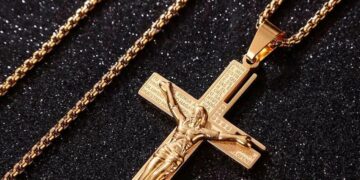 7 შენიშვნა ჯვრის ტარებასთან დაკავშირებით – ეს ყველამ უნდა იცოდეს!