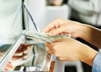 ვალუტის კურსი შეიცვალა! – რამდენ ლარად შეიძენთ დოლარს და ევროს?