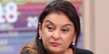 „ორ შვილზე 6 რძალი და 8 შვილიშვილი მყავს… როგორ მომეხმარნენ იცით? პასკის ცომს რომ  ზელდნენ, მე 90-ე ფსალმუნს ვკითხულობდი“ – რას ამბობს ხათუნა ხოფერია?