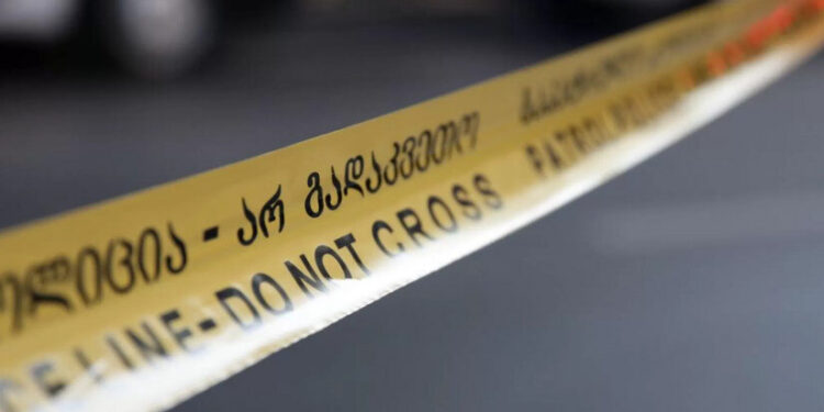 საცხოვრებელი კორპუსის აივნის მიშენების დროს მუშა გადმოვარდა – სად მოხდა შემთხვევა?