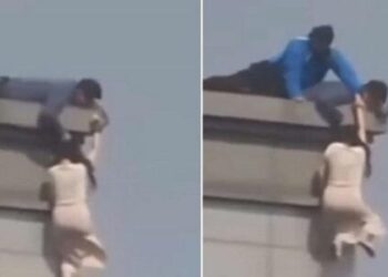 როგორ გადაარჩინეს გოგონა მე-20 სართულიდან გადავარდნას: ყველაფერი რამდენიმე წამმა გადაწყვიტა – შოკისმომგვრელი კადრები