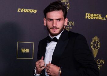 დასახელდა მსოფლიოს 15 საუკეთესო გარემარბი – რომელ პოზიციაზე გაიყვანეს სიაში კვარაცხელია?