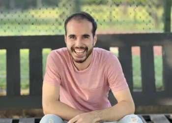 ,,გარდაცვლილის და დაკავებულის ოჯახები წლების განმავლობაში ახლობლობდნენ, ბიჭებიც მეგობრობდნენ” – რა ხდება ცნობილი შაკო ნათენაძის გარდაცვალებაზე?