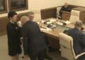 ,,ახლა შეიძლება გაგეცინოთ, ვიყავი კვიპროსში, ვიწექი აკლდამაში, ეს იქიდან ჩამოვიტანე და…” – რა მოხდა დროებითი საგამოძიებო კომისიის სხდომაზე?