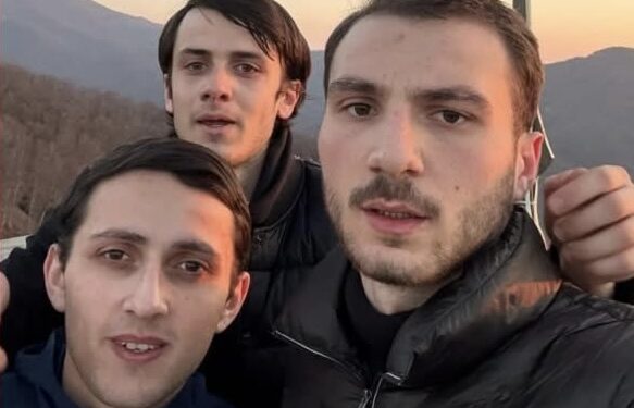 ,,ეს რა წავიკითხე” – რას წერს მტკვარში მანქანის გადავარდნის დროს გადარჩენილი ბიჭი?