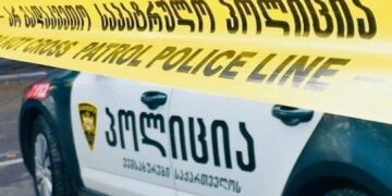 მეზობლად მცხოვრებ დედა-შვილს, განსაკუთრებული სისასტიკით ჭრილობები მიაყენა…დედა დაიღუპა – უმძიმესი დეტალები