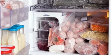 10 პროდუქტი, რომელიც არავითარ შემთხვევაში არ უნდა შეინახოთ საყინულეში