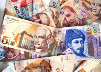 ვალუტის კურსი შეიცვალა – რამდენ ლარად შეიძენთ დოლარს და ევროს?