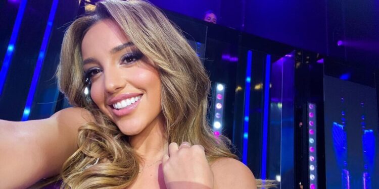 ნუცა ბუზალაძის დიდი წარმატება – რა პრიზი გადასცეს ქართველ მომღერალს საფრანგეთში?