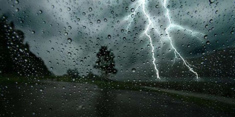 „ძლიერი წვიმა, ელჭექი, სეტყვა და ქარის გაძლიერება“ – გარემოს ეროვნული სააგენტო მოსახლეობას აფრთხილებს