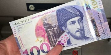 ვალუტის კურსი შეიცვალა! – რამდენ ლარად შეიძენთ დოლარს და ევროს?