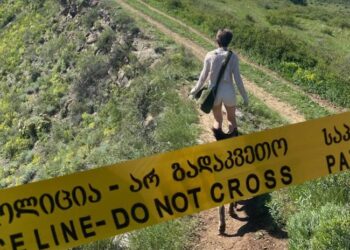 მოძალადეებს ეგონათ, რომ ნარკოტიკი გვქონდა… ერთ-ერთი ჩვენგანი კლდიდან გადავარდა”- თბილისში მომხდარი თავდასხმის ახალი დეტალები