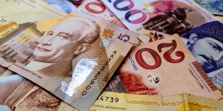 ვალუტის კურსი შეიცვალა! – რამდენ ლარად შეიძენთ დოლარს და ევროს?