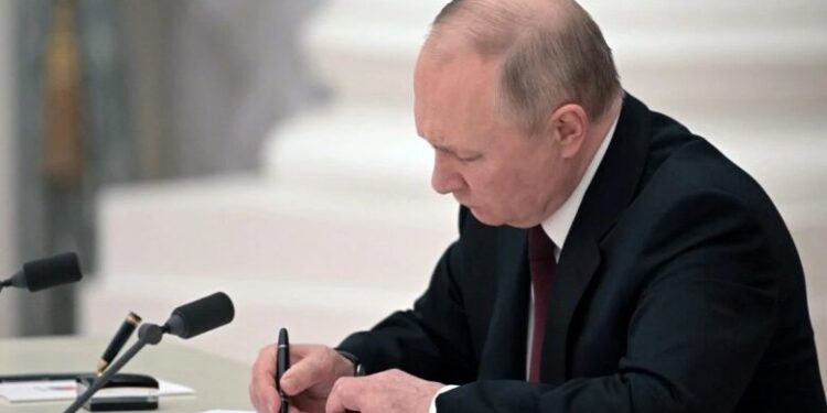 რუსეთმა საქართველოსთან დაკავშირებით ახალი კანონი მიიღო – რას მოაწერა ხელი ვლადიმირ პუტინმა?