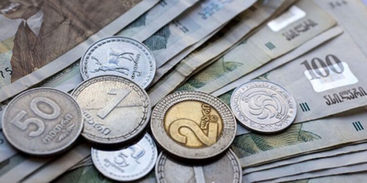 ვალუტის კურსი შეიცვალა – რამდენ ლარად შეიძენთ დოლარს და ევროს?