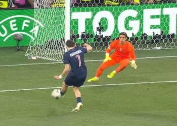 კვარას გოლი 7 ენაზე – აღფრთოვანებული კომენტატორები