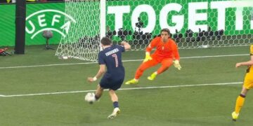 კვარას გოლი 7 ენაზე – აღფრთოვანებული კომენტატორები