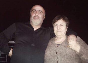 „ყველაფერს  ვკითხულობ ჩემი ცრემლებში მოხარშული თვალებით“ – ვანო ნადირაძის დედა ემოციურ პოსტს აქვეყნებს