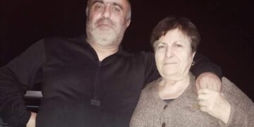 „ყველაფერს  ვკითხულობ ჩემი ცრემლებში მოხარშული თვალებით“ – ვანო ნადირაძის დედა ემოციურ პოსტს აქვეყნებს