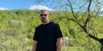 „ლევანმა უთხრა, ადგილების მეტი რა არის, რაღა ჩემი კარის წინ უნდა დააყენო მანქანაო… დაიწყო ჩხუბი” – ვინ დააკავა მკვლელობისთვის პოლიციამ და რა ახალი დეტალები ხდება ცნობილი