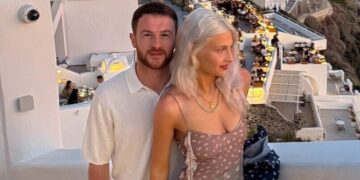 „აქ იქნება აუზი, სადაც ბავშვთან ერთად ვიცურავებთ” – ნახეთ როგორ სახლს იშენებს ბუდუ ზივზივაძე