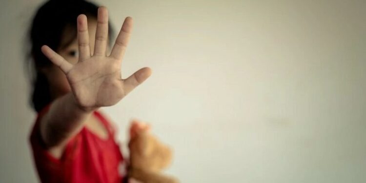 შემზარავი ფაქტი ჩოხატაურში _ 30 წლის კაცმა 14 წლის გოგო გააუპატიურა