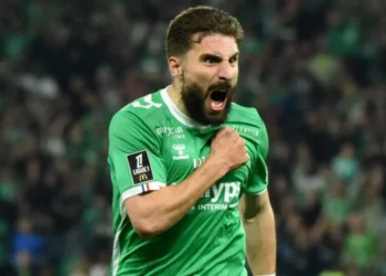 „გასახდელში ვითარება დაიძაბა“ – რა მოულოდნელ ინფორმაციას ავრცელებს ფრანგი ჟურნალისტი ზურიკო დავითაშვილზე?