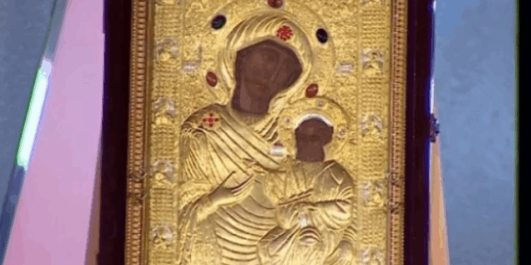 სასწაულმოქმედი ხატი, რომელსაც ხელები უთბება