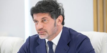 ინფორმაცია მათთვის, ვინც სამსახურს ეძებს – “დასაქმების მსურველები უნდა მივიდნენ სადგურის მოედანზე, ხელფასები 3600-დან – 5 000 ლარამდე მერყეობს”