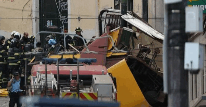 (video) რა კადრები ვრცელდება ადგილიდან, სადაც ფუნიკულიორზე საშინელ ავარიას 15 ადამიანი ემსხვერპლა?