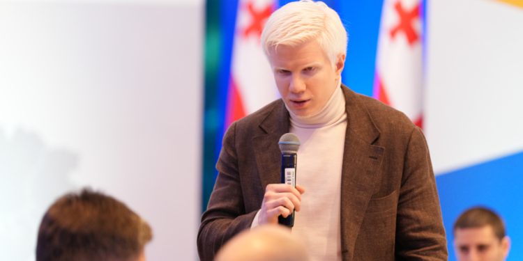 ცოტნე ივანიშვილი განცხადებას ავრცელებს