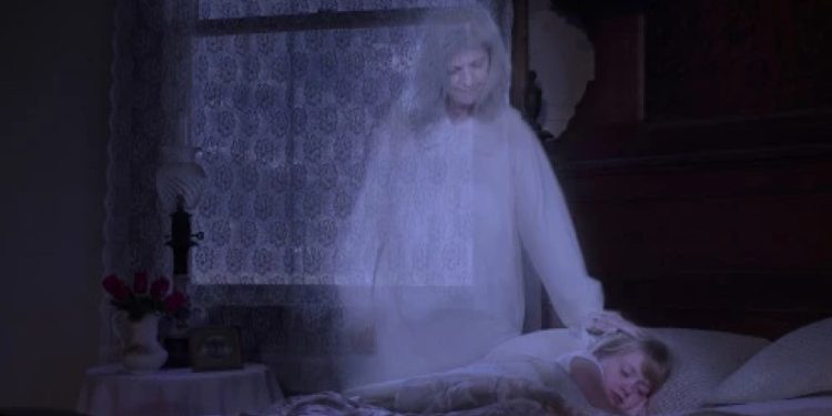 რას ნიშნავს, როცა მიცვალებული გვესიზმრება? – ნახეთ, როგორ ხსნიან ამას მეცნიერები