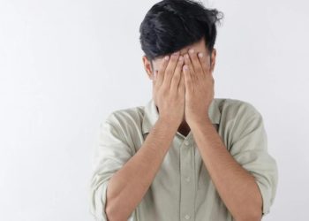 7 ფრაზა, რომელსაც დაბალი IQ-ის მქონე ადამიანები ხშირად იყენებენ – შეამოწმე შენი თავი