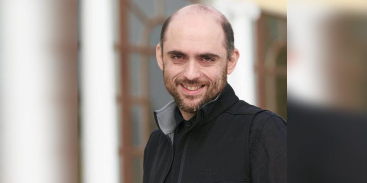 როგორ ეხმაურება ნიკოლოზ რაჭველი ზურაბ შევარდნაძის გარშემო ატეხილ სკანდალს?