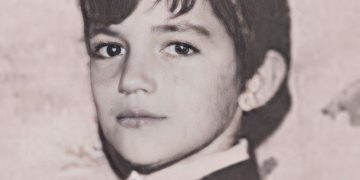 შეძლებთ გამოიცნოთ რომელი ცნობილი მსახიობია ფოტოზე ? – 99%-ს უჭირს პასუხის გაცემა