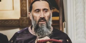 არის თუ არა აუცილებელი ჯვრის ტარება – მოძღვრის პასუხი